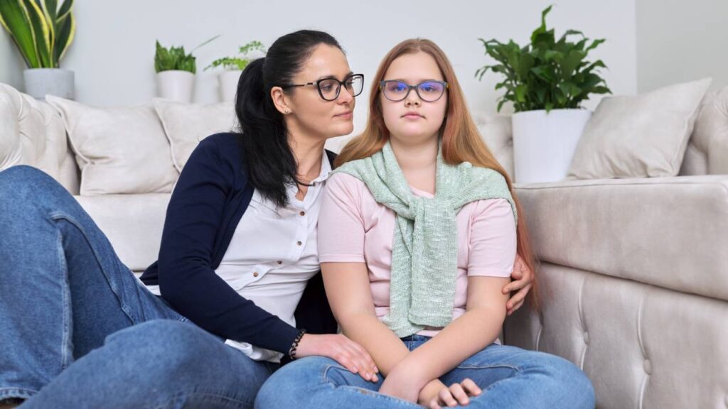Signs Your Teen Needs Therapy: What Parents Miss